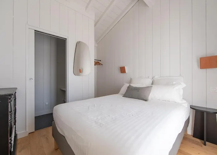 فيلة Hortense Lège-Cap-Ferret